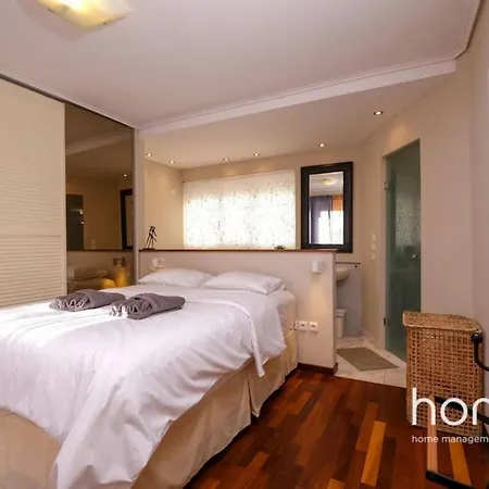 Homm In Kazanova Str Sea View Πειραιάς